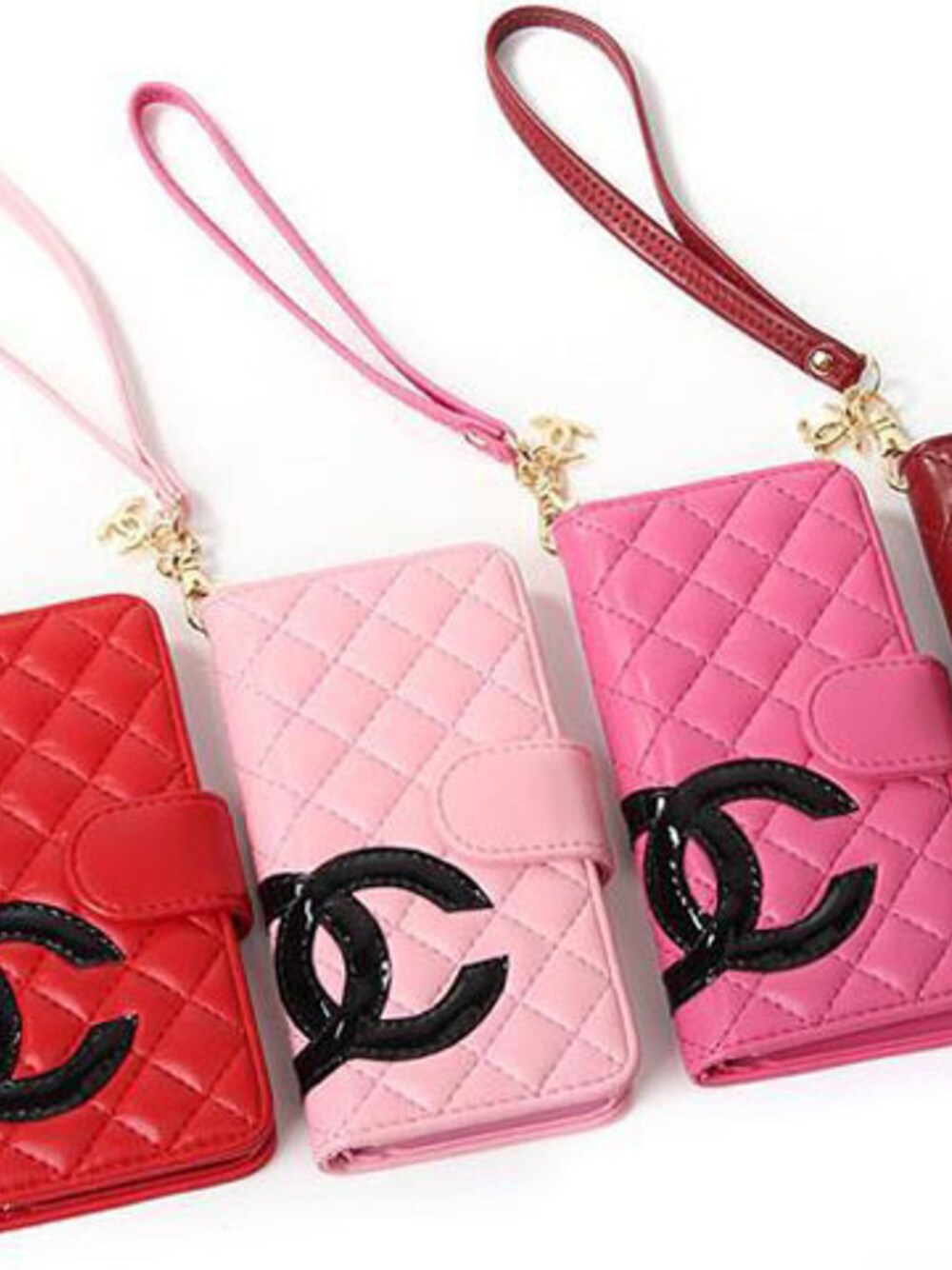 「シャネル、iPhoneケース、 CHANEL、ファション、 花柄ケース」｜「スマホケース（手袋、その他）」を使った、burrcaseさん（レディース・157cm）の春コーディネートの1枚目の写真
