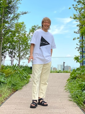 「and wander（アンドワンダー）のアイテム（トップス）」を使った、tenkuluさん（メンズ・174cm）の夏コーディネート