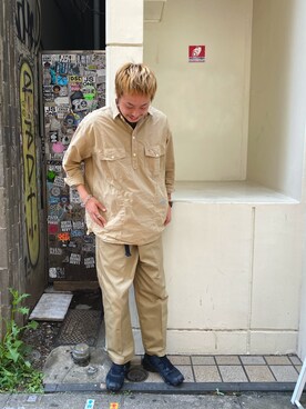 「and wander（アンドワンダー）のアイテム（トップス）」を使った、tenkuluさん（メンズ・174cm）の秋コーディネート