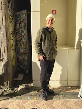 「and wander（アンドワンダー）のアイテム（トップス）」を使った、tenkuluさん（メンズ・174cm）の秋コーディネート