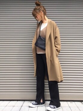 「スリットパンツ」｜「アイテム（チェスターコート）」を使った、chikaさん（レディース・162cm）の春コーディネート