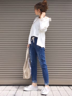 「STUDIOUS SELECT（ステュディオスセレクト）のアイテム（バッグ）」を使った、chikaさん（レディース・162cm）の春コーディネート