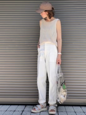 「ALLUMER（アリュメール）のアイテム（ベスト）」を使った、chikaさん（レディース・162cm）の夏コーディネート