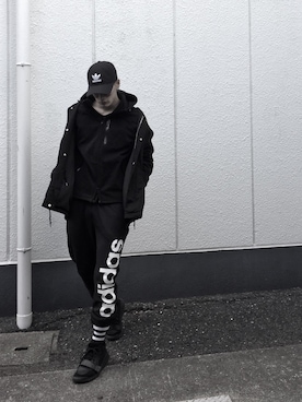 「adidas Originals（アディダスオリジナルス）のアイテム（キャップ）」を使った、motoyama_kunさん（メンズ・180cm）の春コーディネート