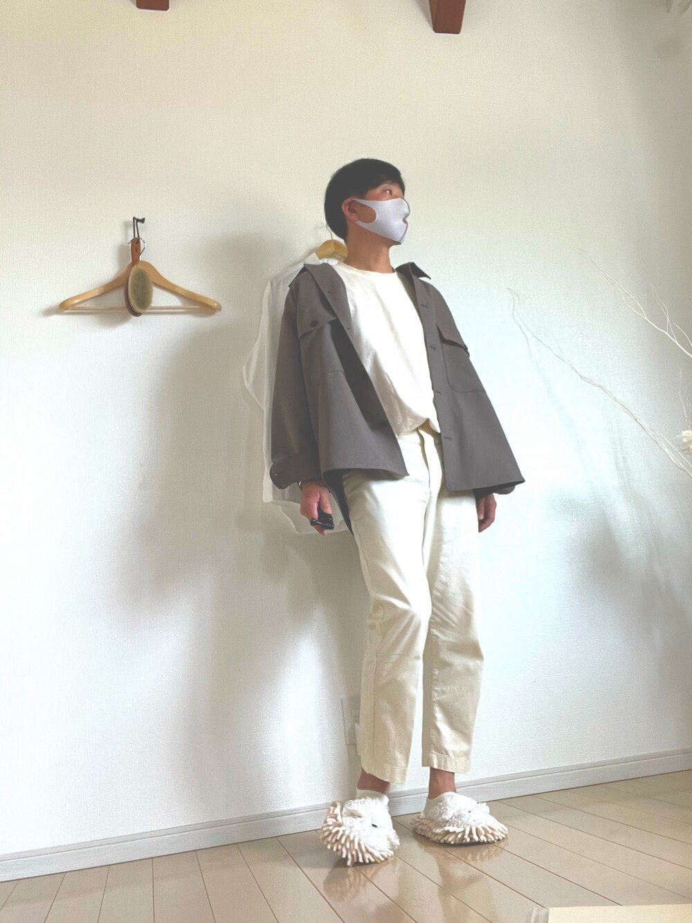 「GUのアイテム（ジャケット/アウター、ベージュ系）」を使った、Masaoたむらさん（メンズ・174cm）の春コーディネートの1枚目の写真