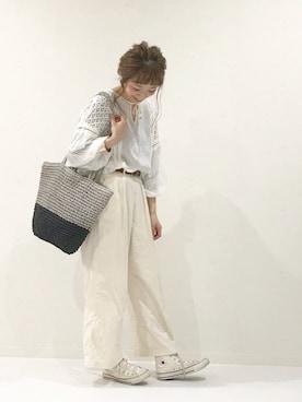 「MidiUmi（ミディウミ）のアイテム（オールインワン・サロペット）」を使った、ちばのぞみ。さん（レディース・165cm）の春コーディネート