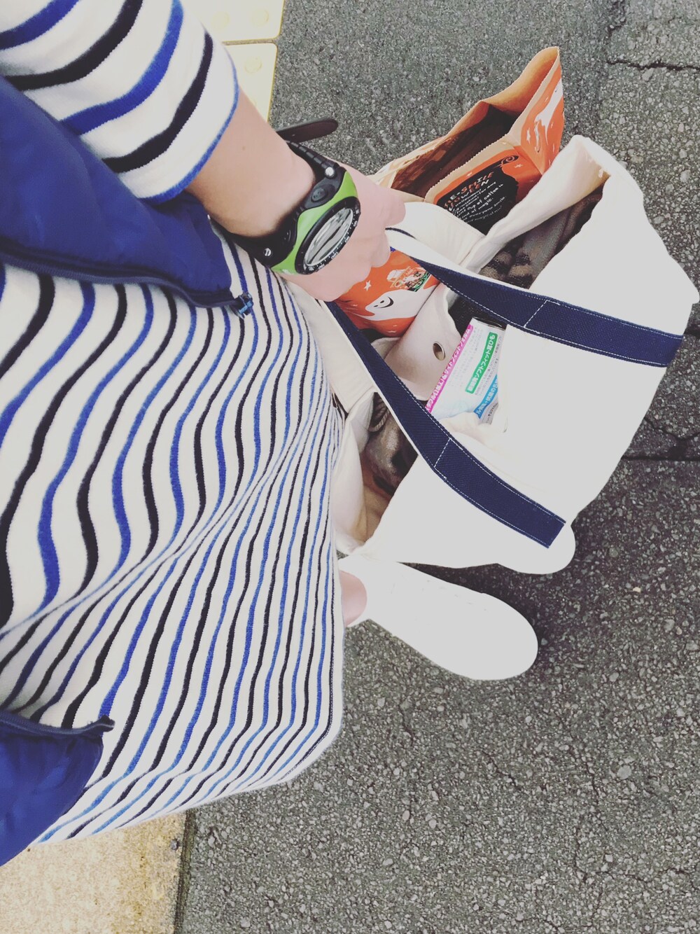 「無印良品のアイテム（ワンピース、ホワイト系）」を使った、nyanmachi*さん（レディース・156cm）の秋コーディネートの1枚目の写真