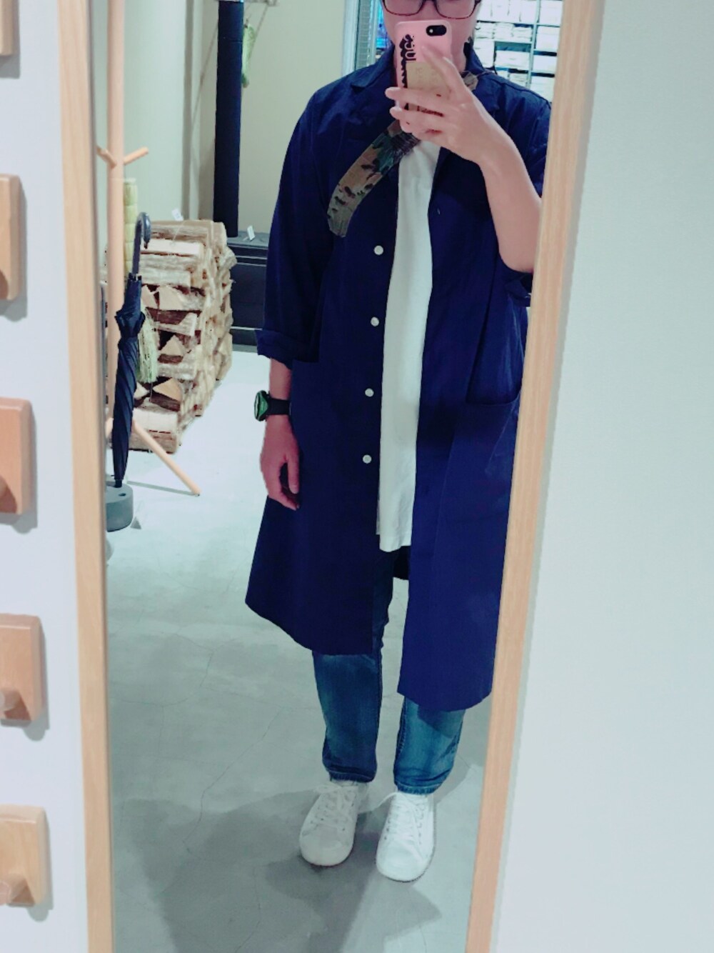 「無印良品のアイテム（チェスターコート、ブルー系）」を使った、nyanmachi*さん（レディース・156cm）の夏コーディネートの1枚目の写真