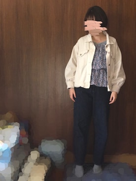 「花柄トップス」｜「アイテム（ジャケット/アウター）」を使った、Emi Suzuki ✿さん（レディース・155cm）の春コーディネート