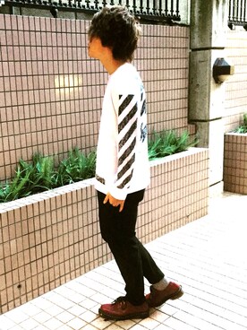 「OFF-WHITE」｜「アイテム（スラックス）」を使った、ゆうさん（メンズ・180cm）の春コーディネート