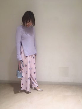 「肌見せ」｜「アイテム（ショルダーバッグ）」を使った、shinozakiさん（レディース・154cm）の春コーディネート