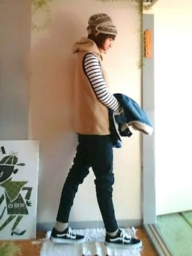 「オールドスクール」｜「アイテム（モカシン/デッキシューズ）」を使った、こぺさん（レディース・163cm）の冬コーディネート