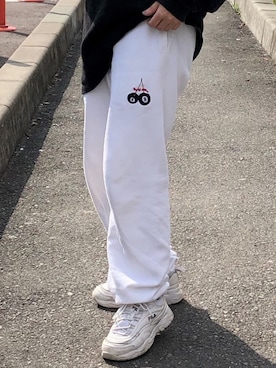 「韓国好きな人と繋がりたい」｜「アイテム（スウェットパンツ）」を使った、ヒマワリさん（レディース・144cm）の春コーディネート