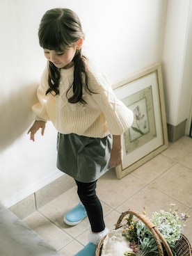 「ゆるニット」｜「アイテム（スリッポン）」を使った、キャサリンコテージさん（キッズ・118cm）の秋コーディネート