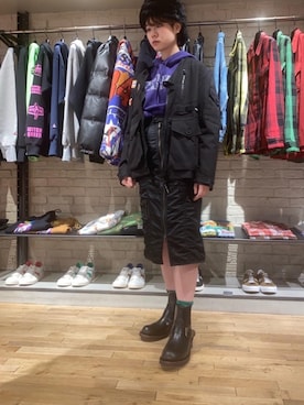 「ロックコーデ」｜「アイテム（ミリタリージャケット）」を使った、omen6さん（レディース・170cm）の秋コーディネート