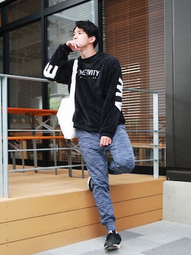 「ジョガーパンツ」｜Xinさん（メンズ・183cm）の秋コーディネート