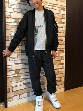 「Right-on（ライトオン）のアイテム（MA-1）」を使った、モナさん（レディース・154cm）の春コーディネート