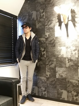「スエット」｜「アイテム（ダウンジャケット/コート）」を使った、shinyaさん（メンズ・174cm）の冬コーディネート