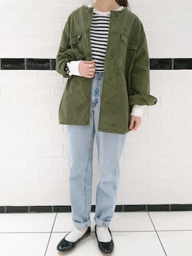 「ノーカラーシャツ」｜「アイテム（ミリタリージャケット）」を使った、sakiiiさん（レディース・151cm）の冬コーディネート