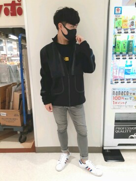 「NEW ERA（ニューエラ）のアイテム（Tシャツ/カットソー）」を使った、MIYASHITAさん（メンズ・173cm）の秋コーディネート