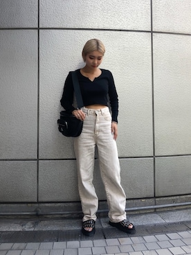 「アイテム（サンダル）」を使った、FIG&VIPER_hinakoさん（レディース・164cm・10代）の秋コーディネート