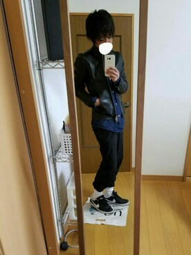 「ノーカラーシャツ」｜「アイテム（ライダースジャケット）」を使った、kokkyさん（メンズ・161cm）の冬コーディネート