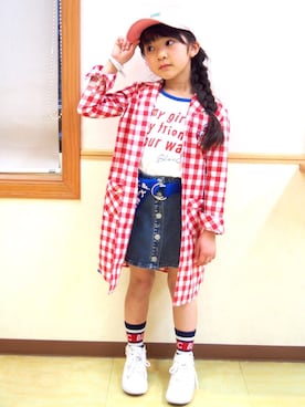 「BLOC（ブロック）のアイテム（帽子）」を使った、COCOさん（キッズ・120cm）の春コーディネート