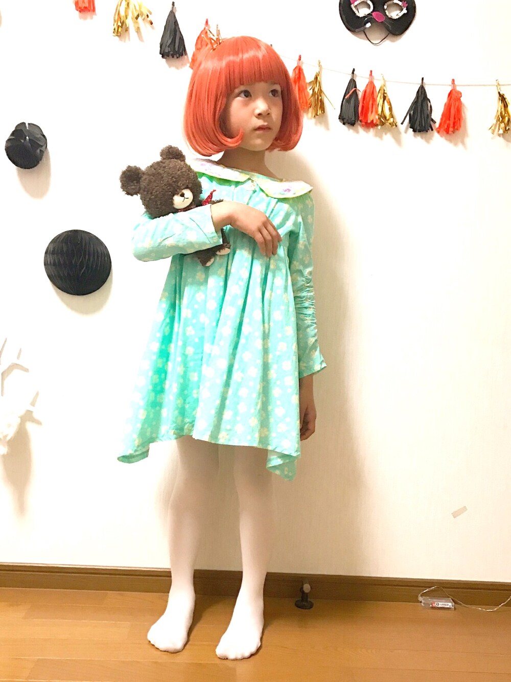 「おんなのこ、ハロウィンコーデ、バースデーコーデ、ハロウィンうまれ、ハロウィン、バースデーパーティー、キッズコーデ」｜「fafaのSKYE | ワンピース（ワンピース、グリーン系）」を使った、COCOさん（キッズ・121cm）の秋コーディネートの1枚目の写真