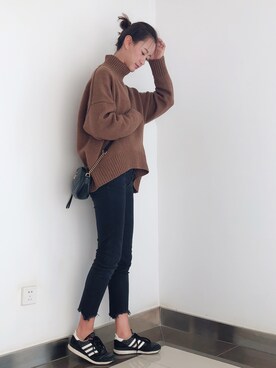 「毛衣」｜「アイテム（アクセサリー）」を使った、Jessie.Lさん（レディース・170cm）の秋コーディネート