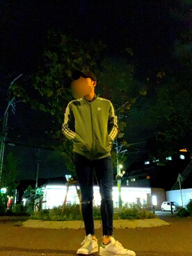 「adidas（アディダス）のアイテム（ジャケット/アウター、グリーン系）」を使った、crirona1985さん（メンズ・165cm）の春コーディネート