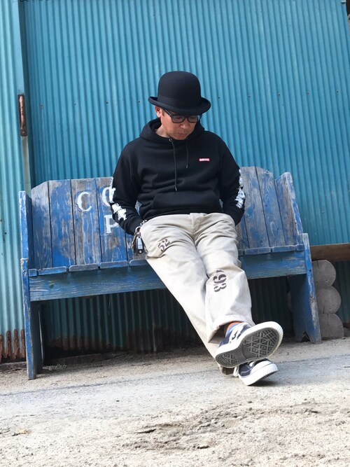  THE HIGHEST END WEAR