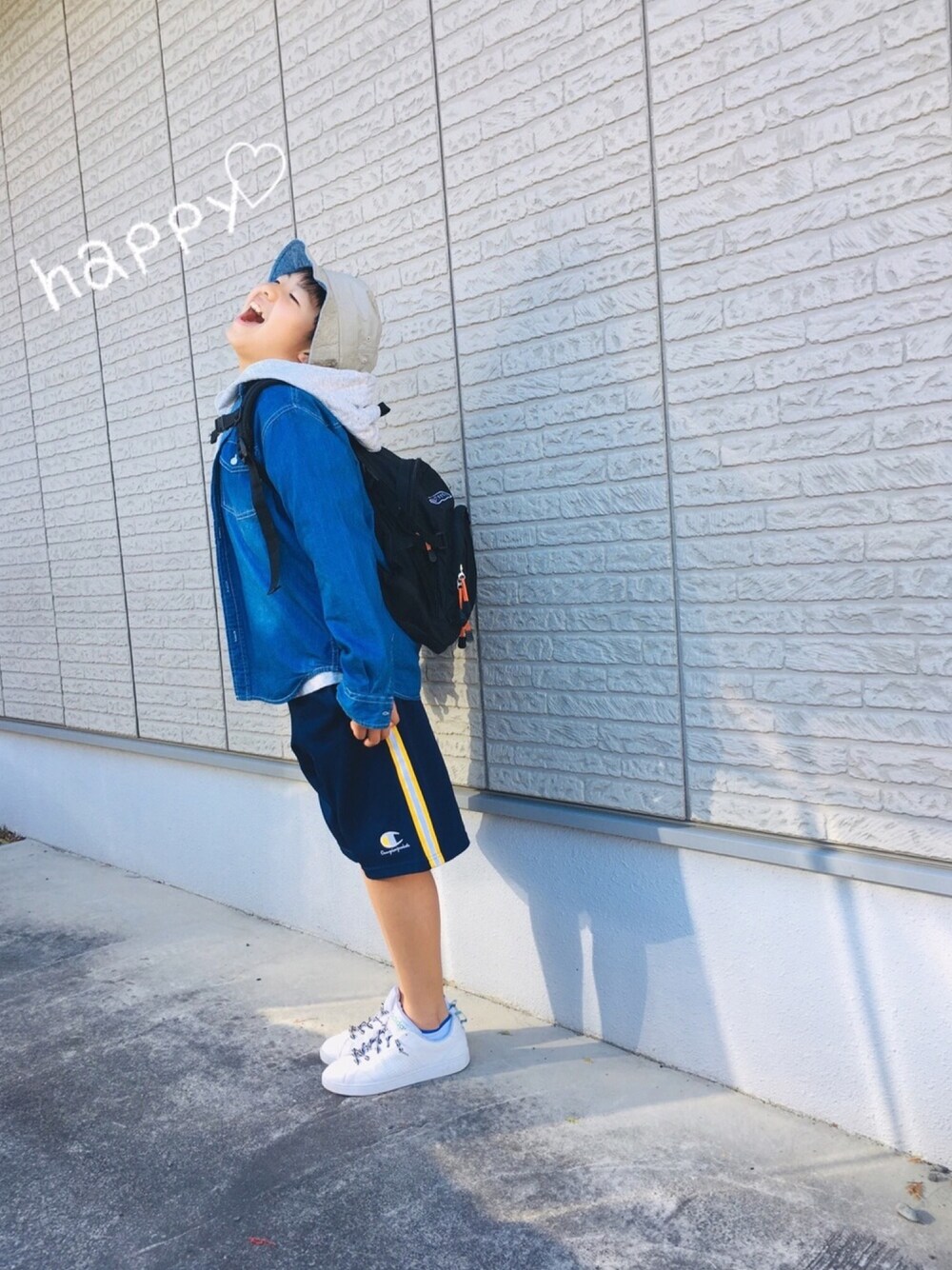 「スポーツMIX'18秋、からしいろまつり2018、秋コーデ、男の子コーデ、デニム、チャンピオン、ハーフパンツ」｜「UNIQLOのアイテム（帽子、ベージュ系）」を使った、Ry5Re0さん（キッズ・140cm）の秋コーディネートの1枚目の写真