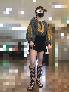 黃波利さんのコーディネート