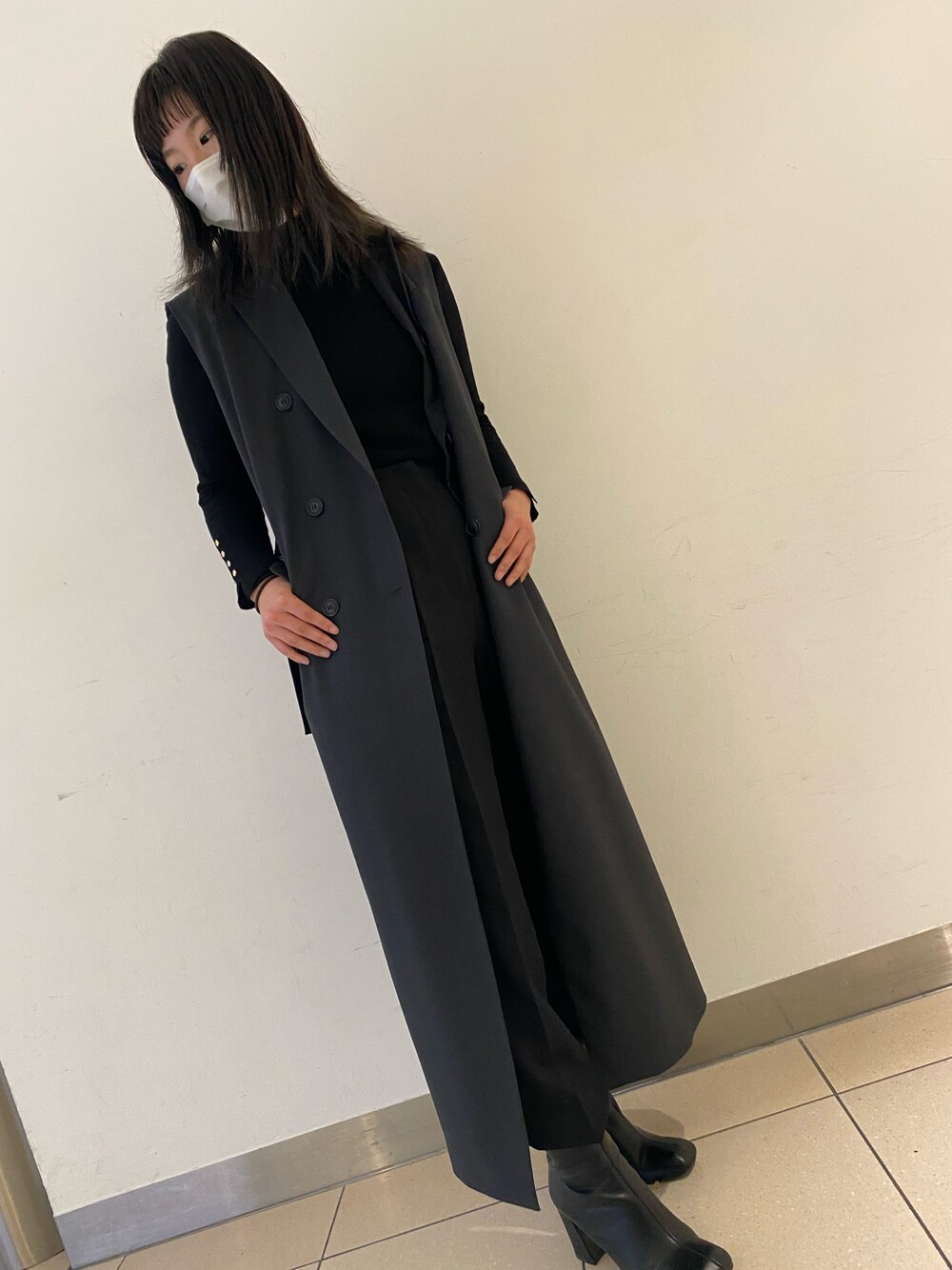 「休日スタイル、ブラック、おしゃれさんと繋がりたい、タートルネックニット、オトナ女子、モード、シンプル」｜「ZARAのアイテム（ニット/セーター、ブラック系）」を使った、cstさん（レディース・166cm）の冬コーディネートの1枚目の写真