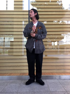 「BED J.W. FORD（ベッドフォード）のアイテム（シャツ/ブラウス、グレー系）」を使った、Shouya Kitayamaさん（メンズ・171cm）の夏コーディネート