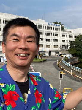 「alohashirt」｜新村 浩明さん（メンズ・167cm）の夏コーディネート