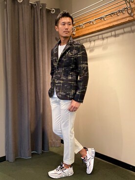「BOB（ボブ）のアイテム（テーラードジャケット）」を使った、_tsubasa_yさん（メンズ・181cm）の秋コーディネート