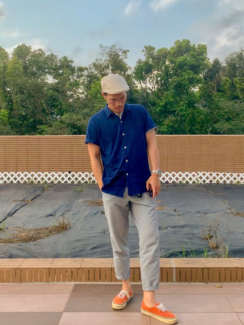 「ootd、日常、sbbn015、VANS、MARINEMASTER、MADE IN ENGLAND、made in japan、good on」｜「CHRISTYS' LONDONのアイテム（キャスケット、ホワイト系）」を使った、Fung Chanさん（メンズ・177cm）の春コーディネートの1枚目の写真