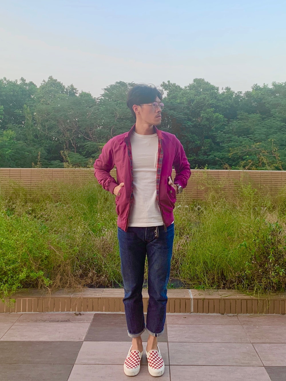 「ootd、classic、MADE IN ENGLAND、slipon、seiko6138、Harrington jacket、G9、made in japan、Gentleman」｜「Ray-Banのアイテム（メガネ、シルバー系）」を使った、Fung Chanさん（メンズ・177cm）の秋コーディネートの1枚目の写真