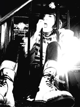 「アイテム（ブーツ、シルバー系）」を使った、nyanniさん（レディース・160cm）の冬コーディネート