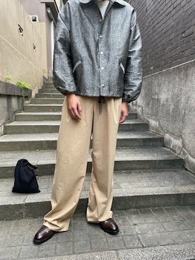 「NEONSIGN（ネオンサイン）のアイテム（ジャケット/アウター）」を使った、壮太さん（メンズ・175cm）の秋コーディネート