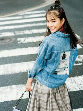 NARUMIYA ONLINE｜Lovetoxic使用「BLUE CROSS girls（バックフォトプリントGジャン）」的時尚穿搭