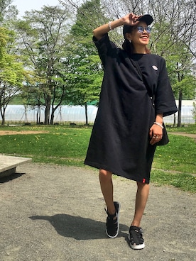 「ストリートカジュアル」｜「アイテム（ワンピース/ドレス）」を使った、あろまんØさん（レディース・160cm）の春コーディネート