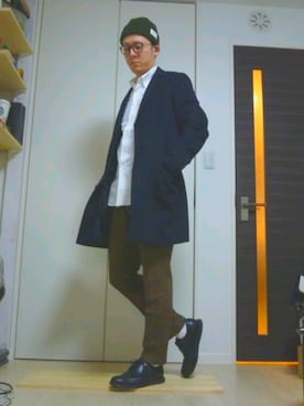 「アイテム（チェスターコート、ブルー系）」を使った、たぼさん（メンズ・174cm）の冬コーディネート