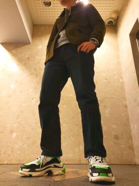 「BALENCIAGA（バレンシアガ）のアイテム（スニーカー、グリーン系）」を使った、shunさん（メンズ・173cm）の春コーディネート