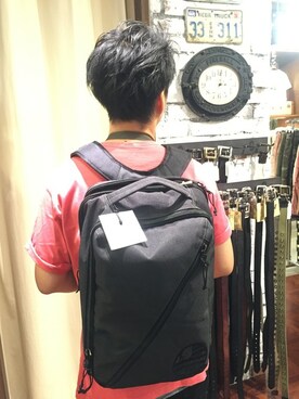 「Samsonite Red（サムソナイトレッド）のアイテム」を使った、正さん（メンズ・170cm）の夏コーディネート