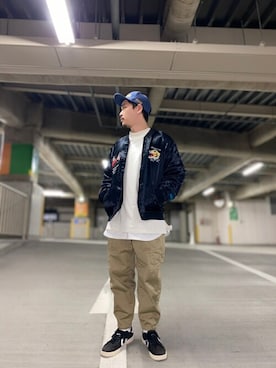 「AVIREX（アヴィレックス）のアイテム（スカジャン）」を使った、正さん（メンズ・170cm）の冬コーディネート