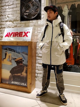 「AVIREX（アヴィレックス）の【直営店限定】エアフォース ベースキャップ/AIR FORCE BACES CAP（キャップ）」を使った、正さん（メンズ・170cm）の春コーディネート