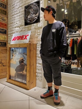 「AVIREX（アヴィレックス）の【直営店限定】エアフォース ベースキャップ/AIR FORCE BACES CAP（キャップ）」を使った、正さん（メンズ・170cm）の春コーディネート