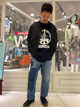 「AVIREX（アヴィレックス）のアイテム（スリッポン）」を使った、正さん（メンズ・170cm）の秋コーディネート